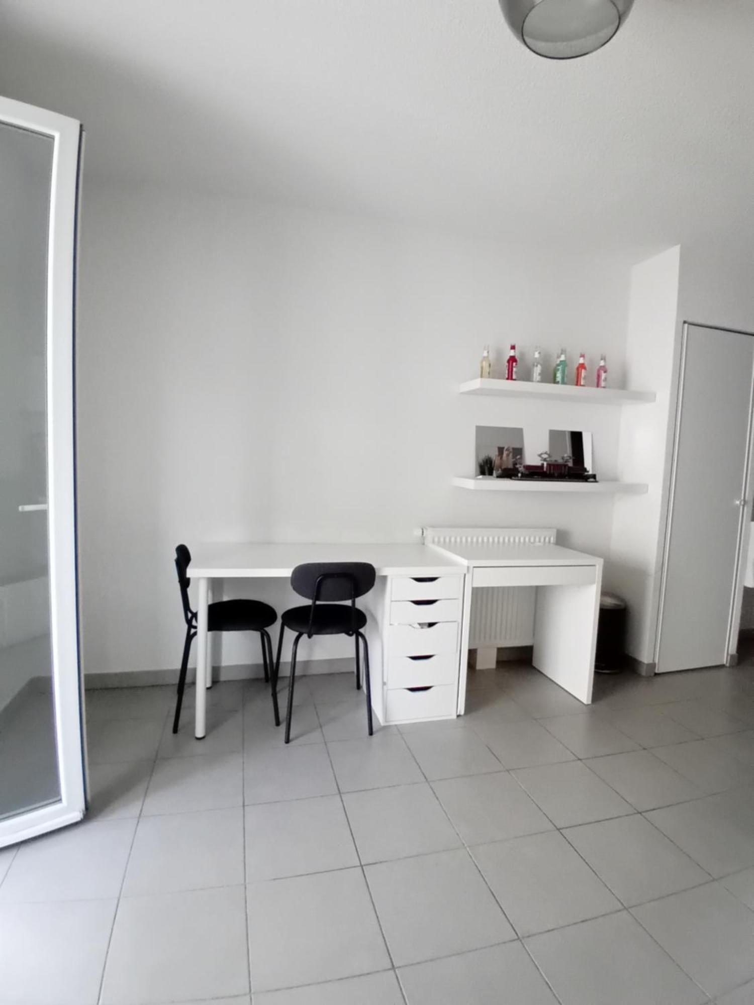 Studio Cosy Avec Terrasse 蒙彼利埃 外观 照片